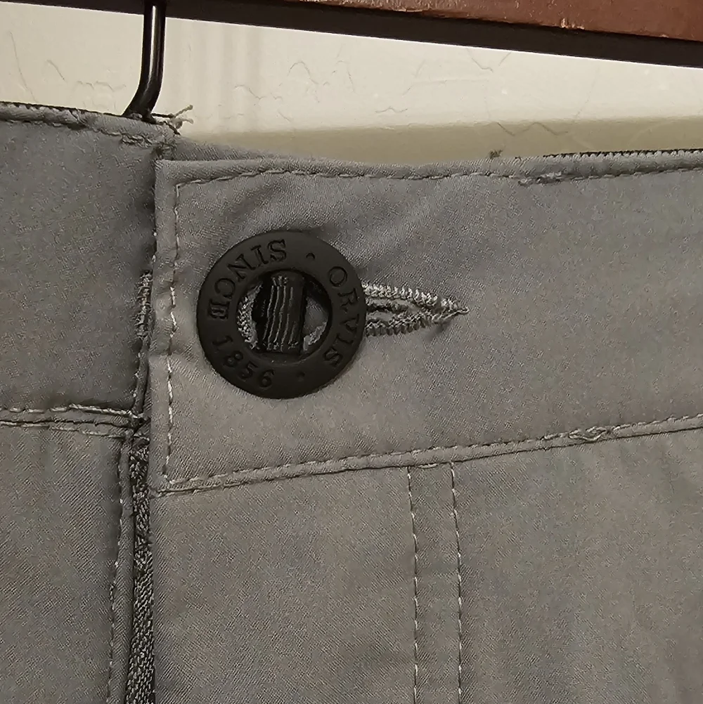 Orvis Men's Gray Lightweight Hybrid Shorts